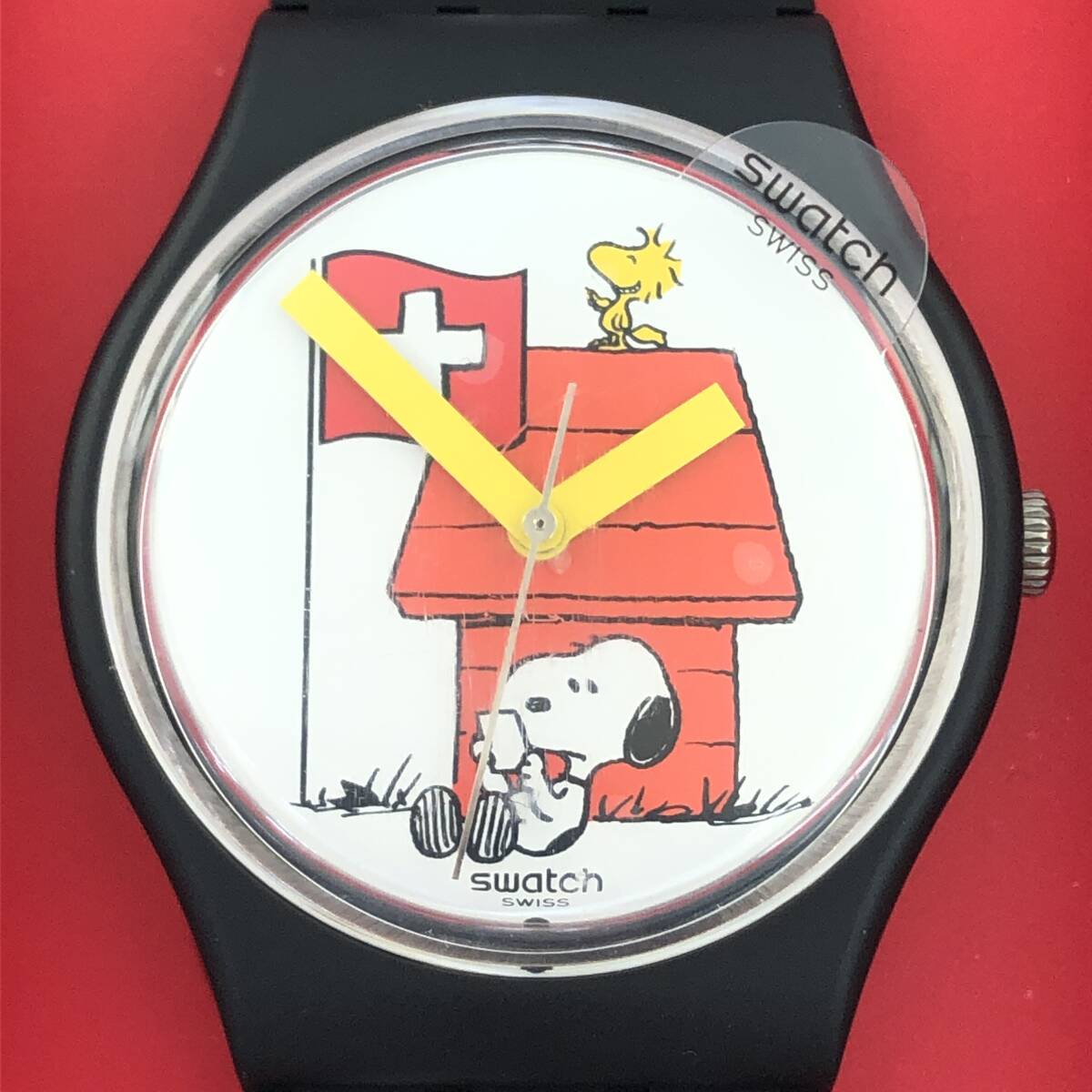 1円〜 美品 稼働 Swatch×PEANUTS スウォッチ×ピーナッツ スヌーピー 腕時計 S028Z107の画像2