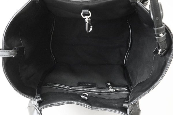 EMPORIO ARMANI * 2WAY стеганый napa кожа большая сумка чёрный ( плечо ремень имеется ) ручная сумочка Emporio Armani *F11