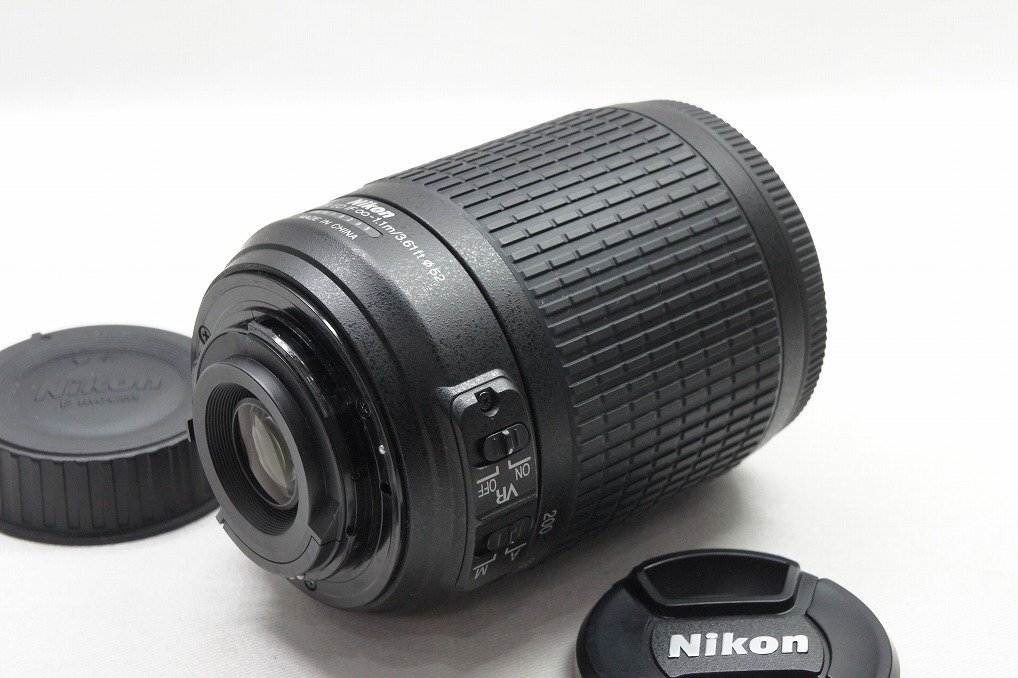 【適格請求書発行】訳あり品 Nikon ニコン AF-S DX NIKKOR 55-200mm F4-5.6G ED VR ズームレンズ フード付【アルプスカメラ】240330eの画像3