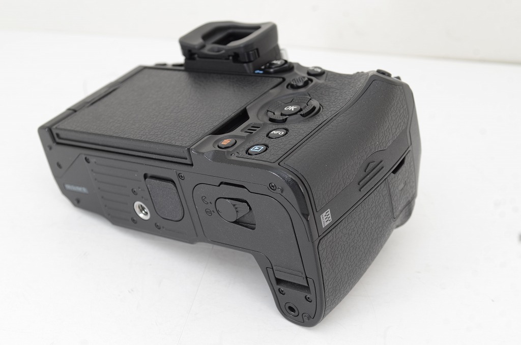 適格請求書発行】美品 OM SYSTEM オーエムシステム OLYMPUS 適格請求書発行】美品 OM SYSTEM オーエムシステム OLYMPUS