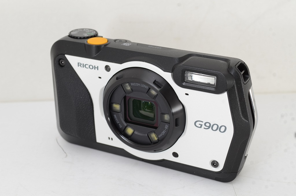 [.. bill issue ] new goods class RICOH Ricoh G900 compact digital camera white original box attaching [ Alps camera ]240414b