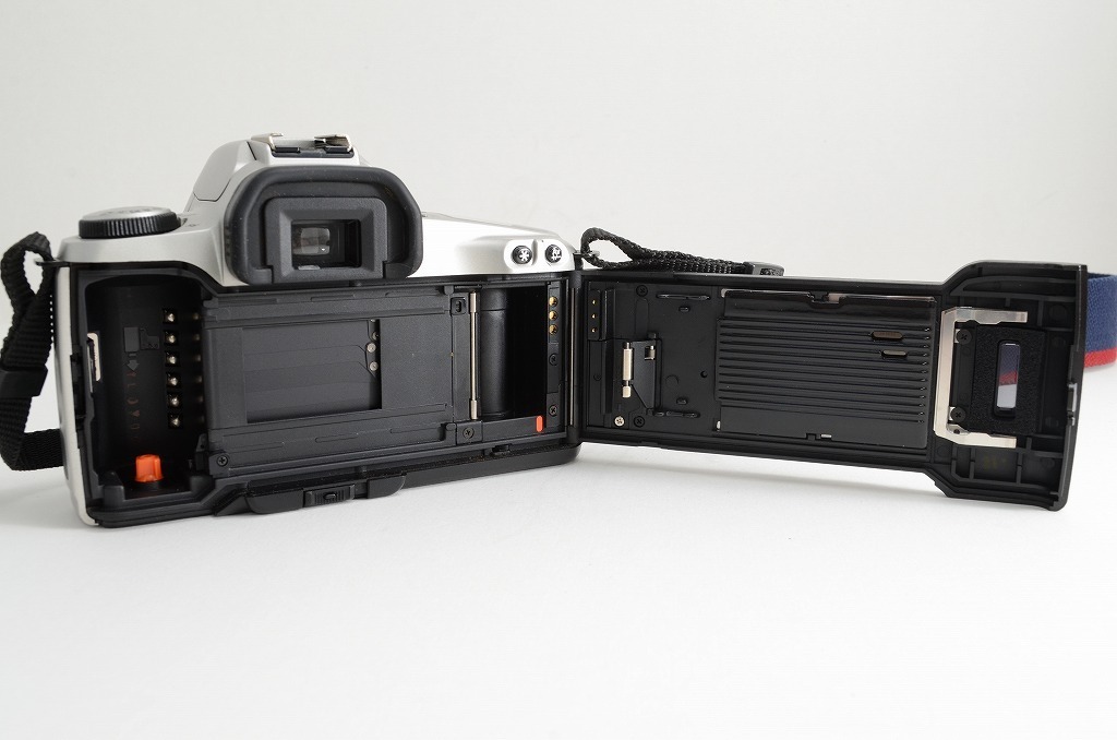 【アルプスカメラ】ジャンク品 Canon キヤノン EOS Kiss フィルム一眼レフカメラ 211209ag_画像6