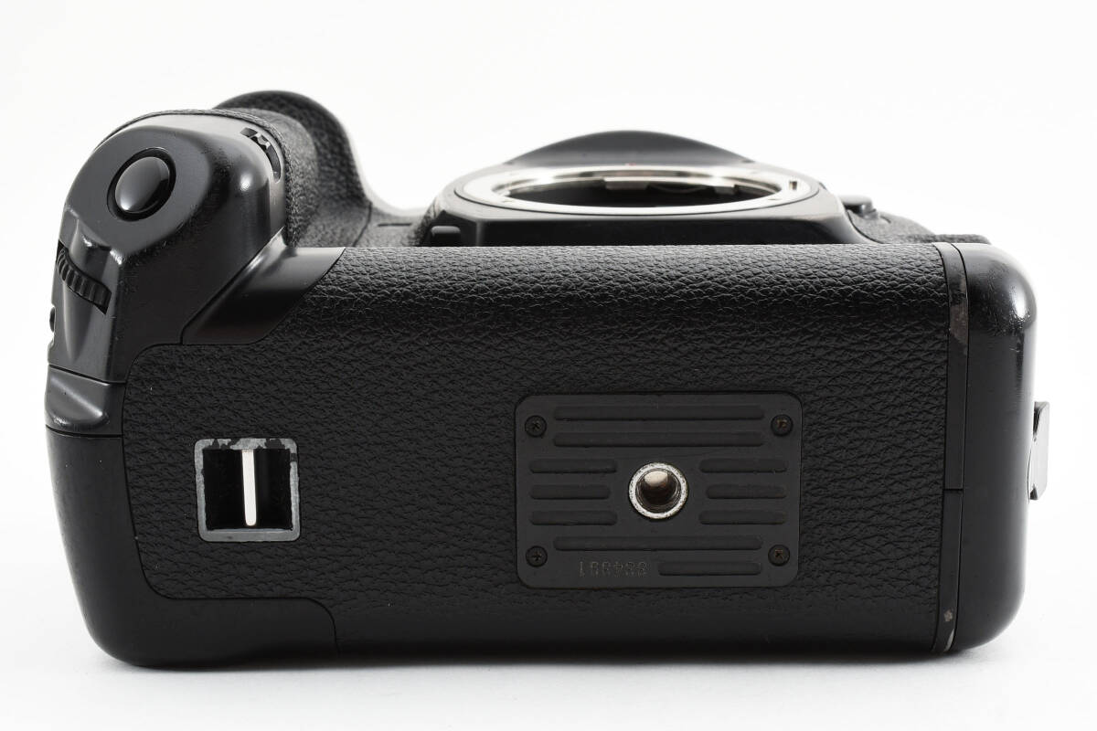 16490円 ☆通電確認済み☆Canon キャノン EOS-1V HS キヤノン 16490円 ☆通電確認済み☆Canon キャノン EOS-1V HS キヤノン