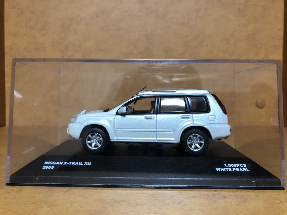 京商 1/43 Jコレクション 日産エクストレイルT30 Xtt2005 パールホワイトの画像3