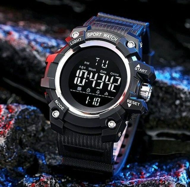 T0485 新品 腕時計デジタルウォッチ 多機能 LED 黒/シルバー 男女兼用