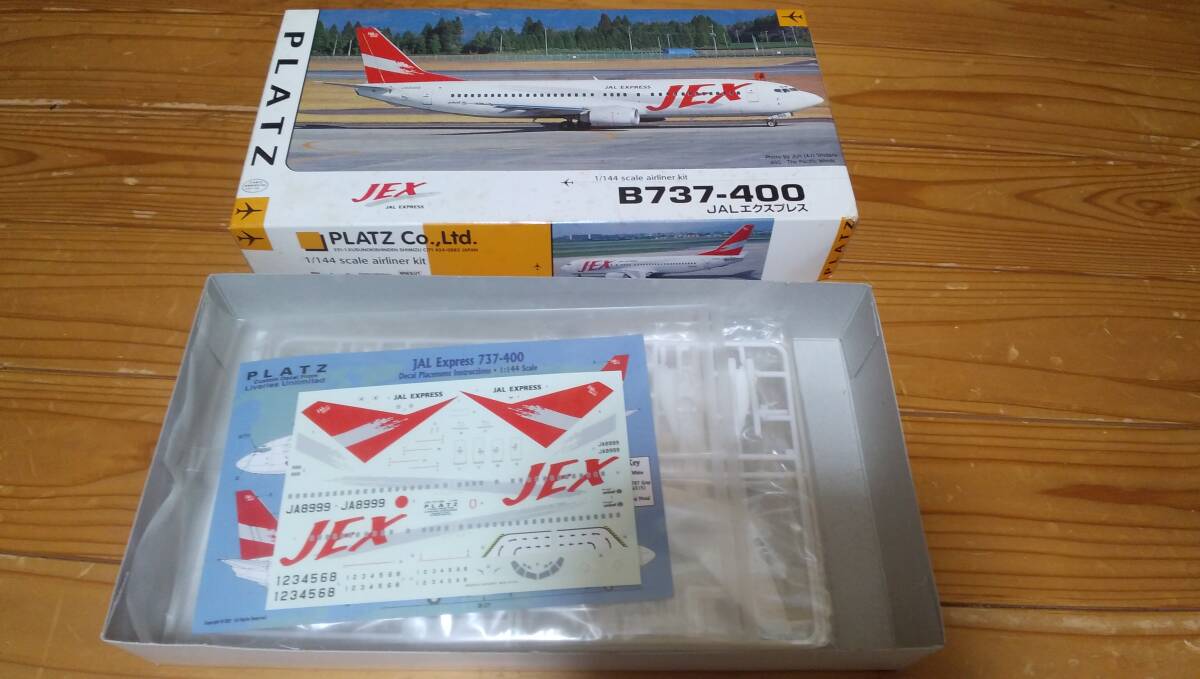 【送料込・未使用】プラッツ 1/144 Boeing 737-400 JAL ボーイング JALエクスプレス JEX　プラモデル_画像1