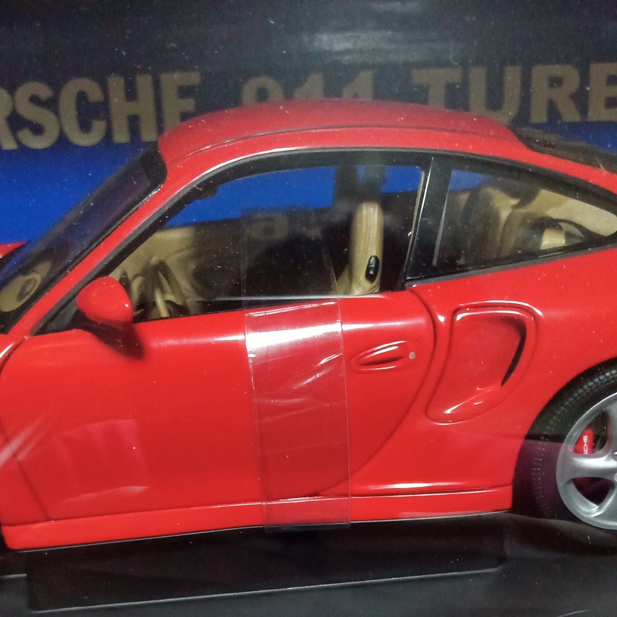 オートアート ポルシェ911ターボ レッド 996 1/18|Yahoo!フリマ オートアート ポルシェ911ターボ レッド 996 1/18|Yahoo!フリマ
