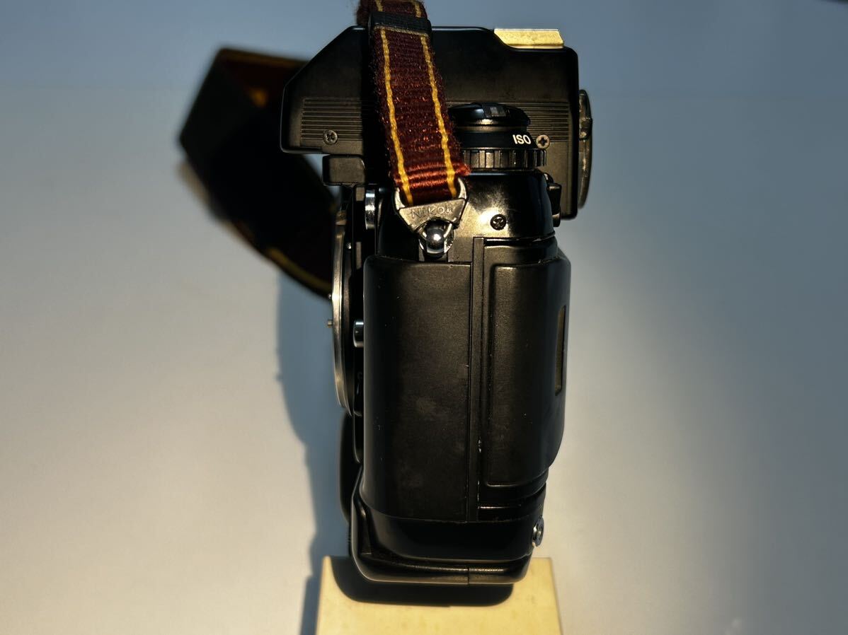 Nikon ニコン F4s AFフィルム一眼レフ ボディ MB-21 MF-22データーバック付き_画像6