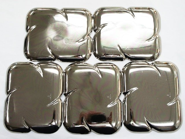 中古・美品【Martian マーシャン】金属製銘々皿5枚セット プレート 小皿 12.2×10.1cm 計359g 梨地 長方形 磁石付きますの画像2
