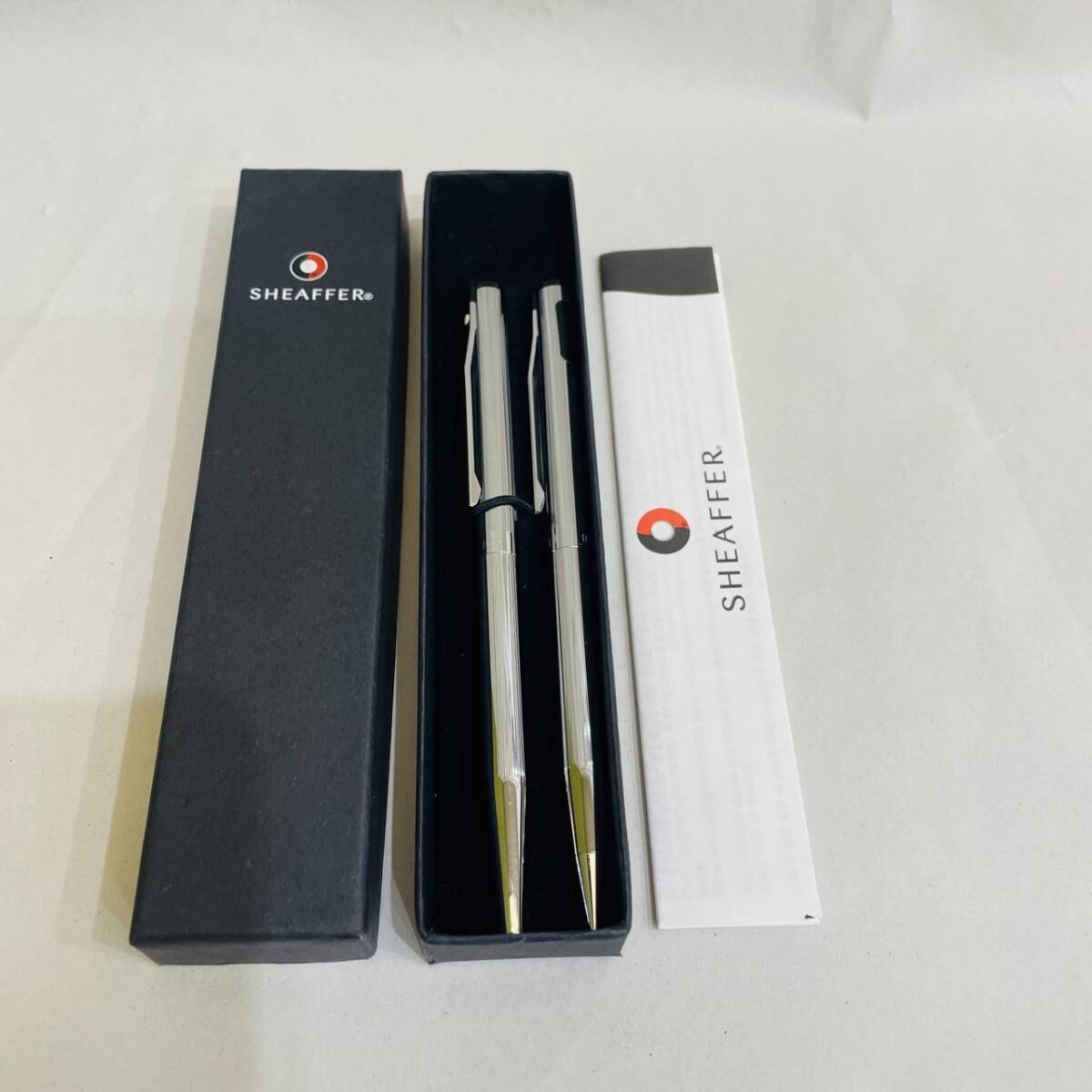 【H8224OR】 1円～ シェーファー SHEAFFER ボールペン シャープペンシル セット シルバーカラー 文房具 筆記用具の画像1