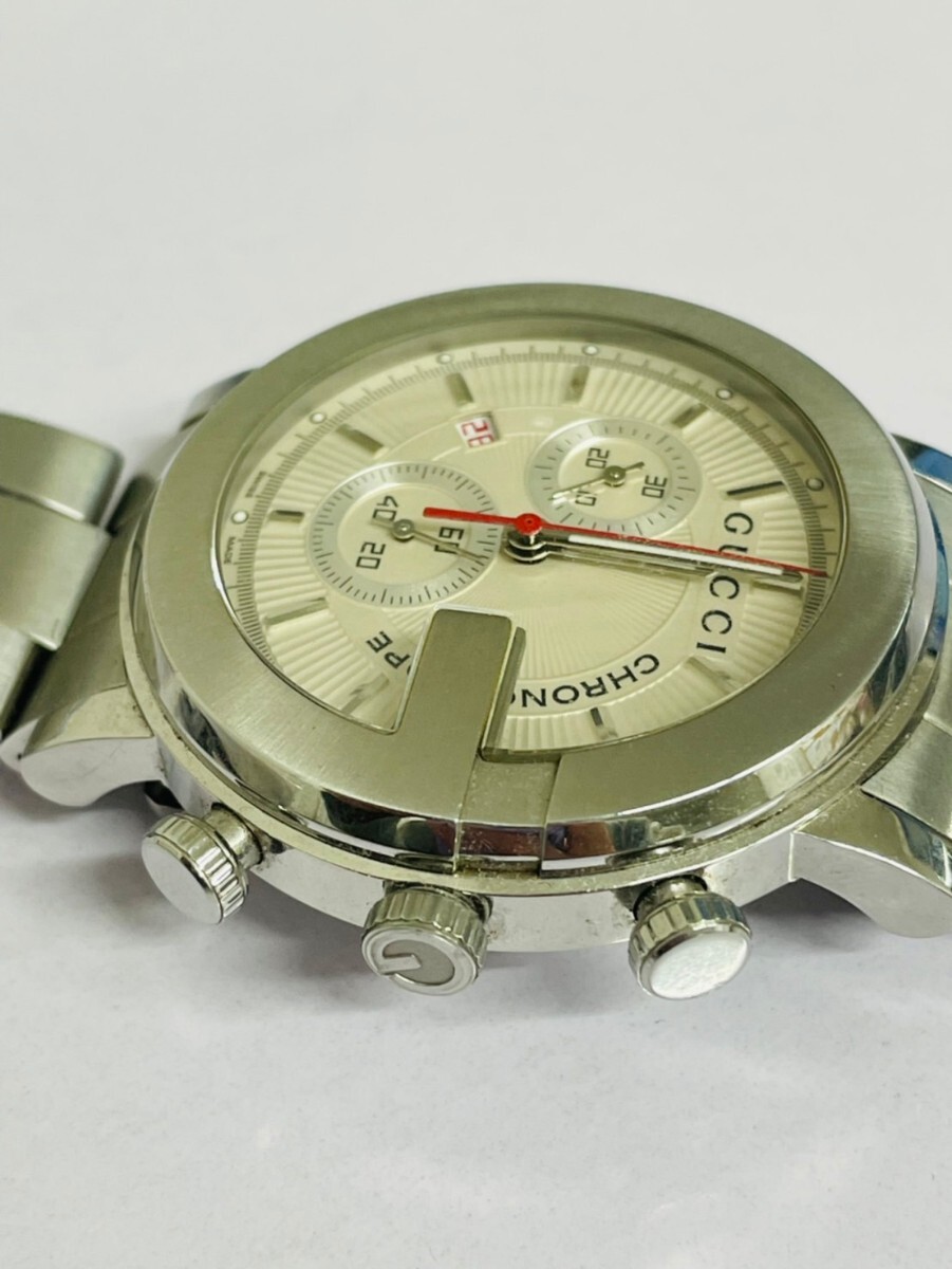 中古美品 不動 GUCCI 腕時計 CHRONOSCOPE グッチ 101M chrono ホワイト文字盤 クォーツ クロノグラフ 4128の画像2