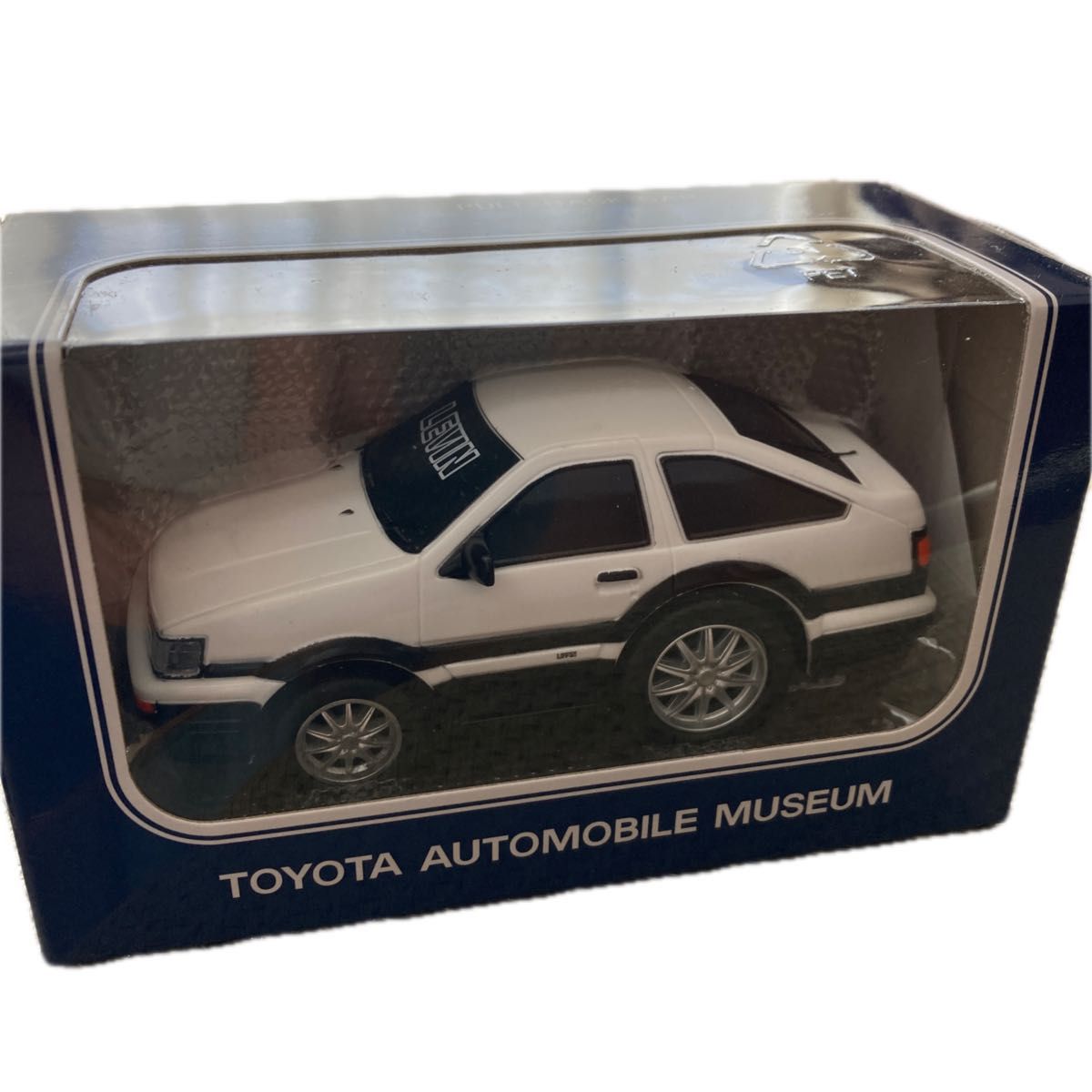 トヨタ博物館オリジナルプルバックカー　　カローラレビンAE86
