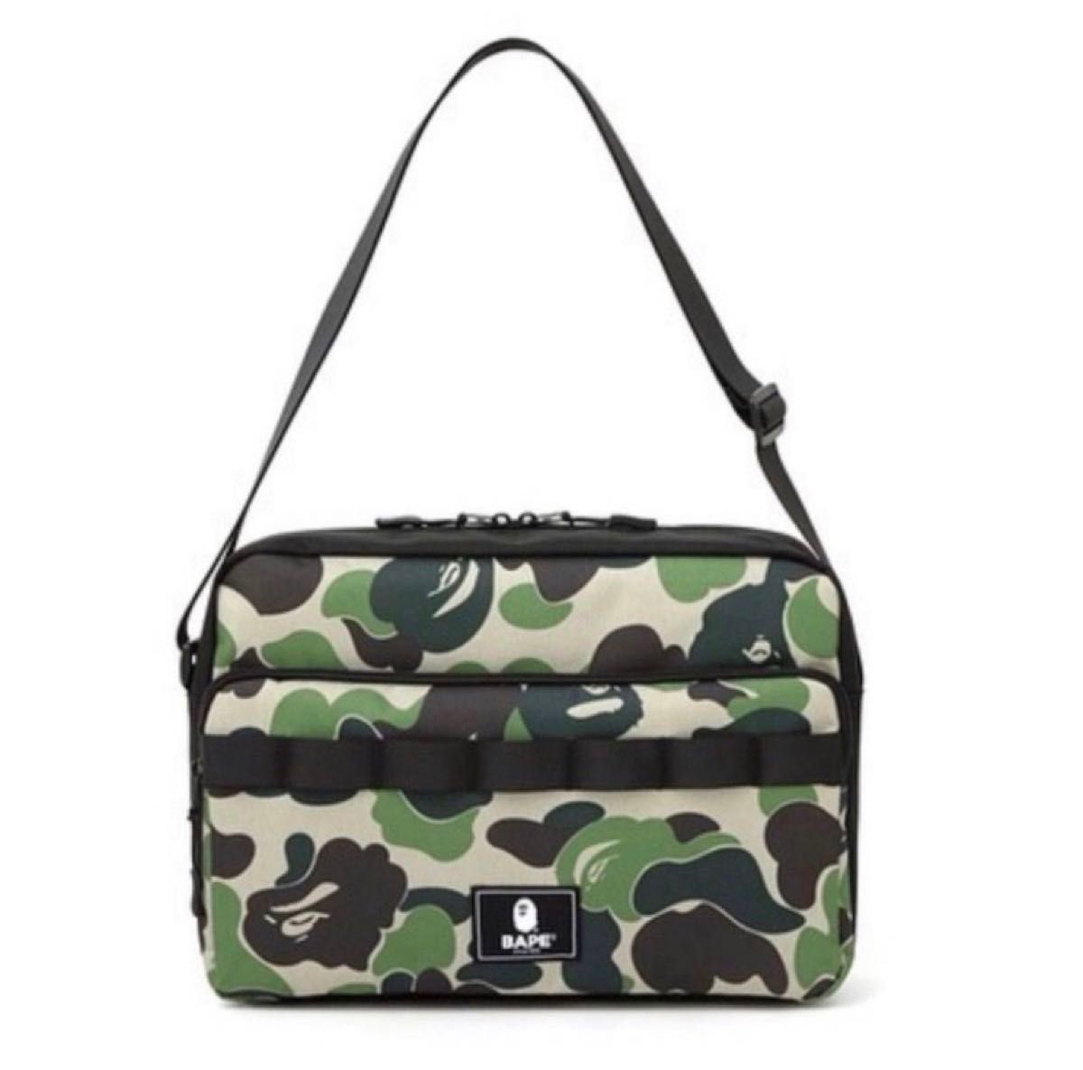 BAPE A BATHING APE 迷彩カモ ア ベイシング エイプ カラビナ付ショルダーバッグ CAMO カモ 付録ノベルティ