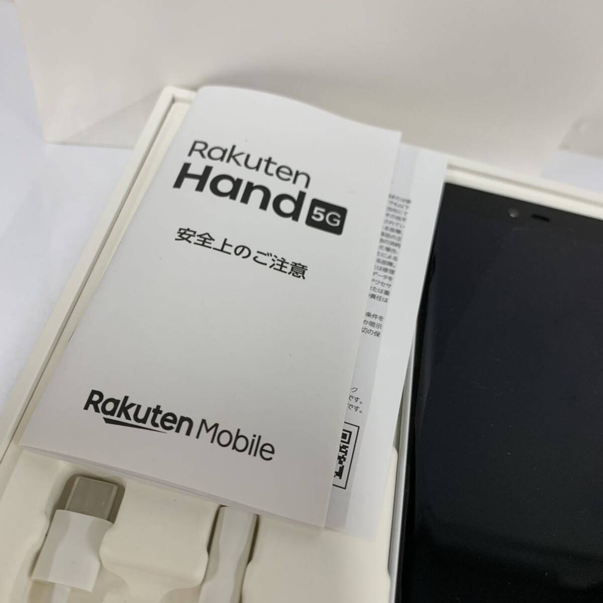 初期化ok Rakuten Hand 5G P780 ホワイト系 楽天ハンド スマホ スマートフォン 現状品 カgの画像3