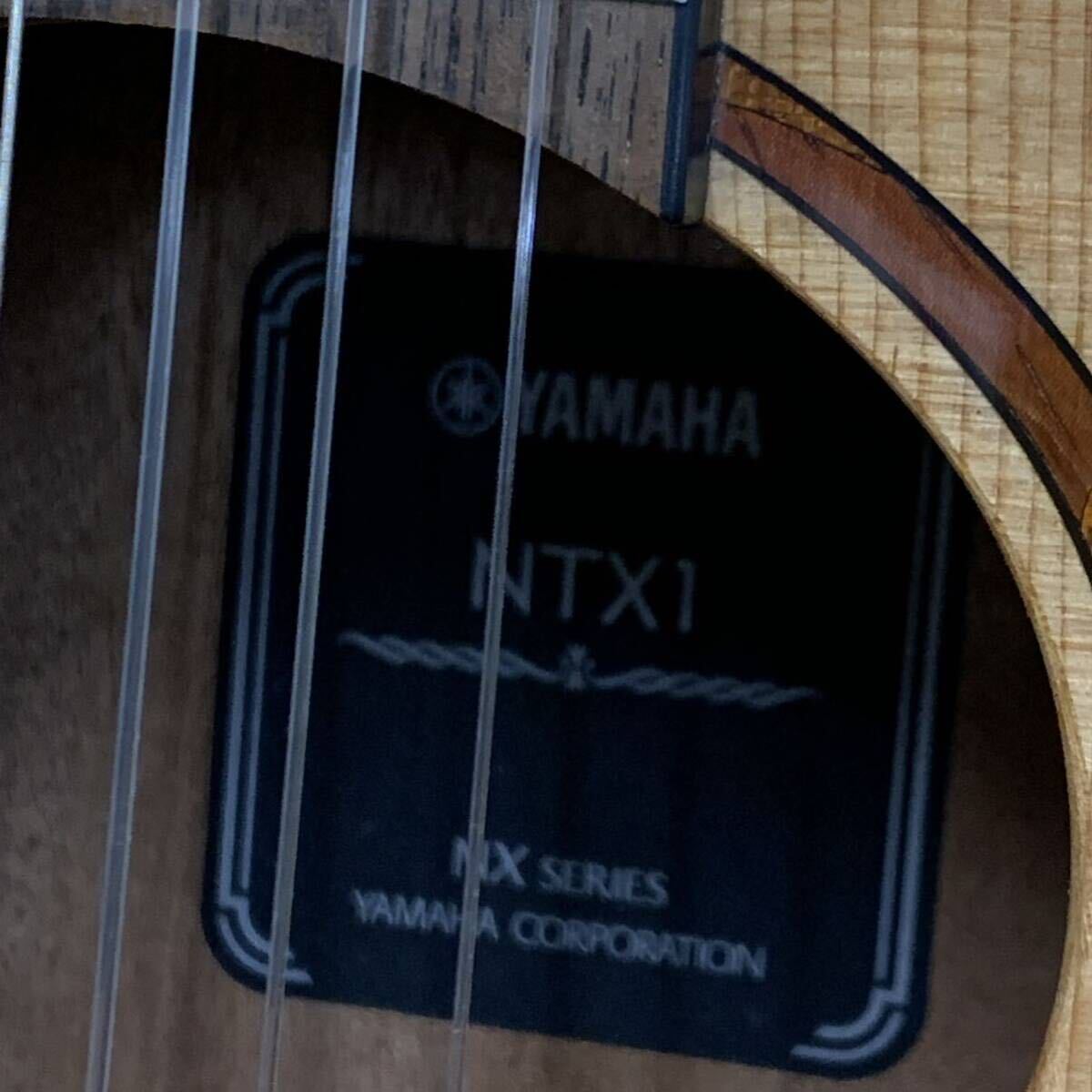 【直接引取可】 ヤマハ YAMAHA ヤマハ NTX1 エレガットギター クラシックギター 音出し確認OK 現状品 ソフトケース付き 全長約102cm カy15の画像4