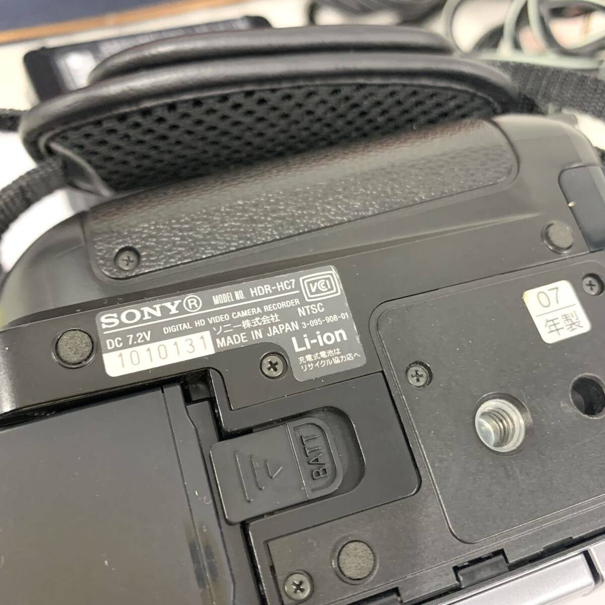 動作OK SONY HDR-HC7 NTSC Handycam ソニー デジタルビデオカメラ レコーダー 2007年製付属品 カg_画像9