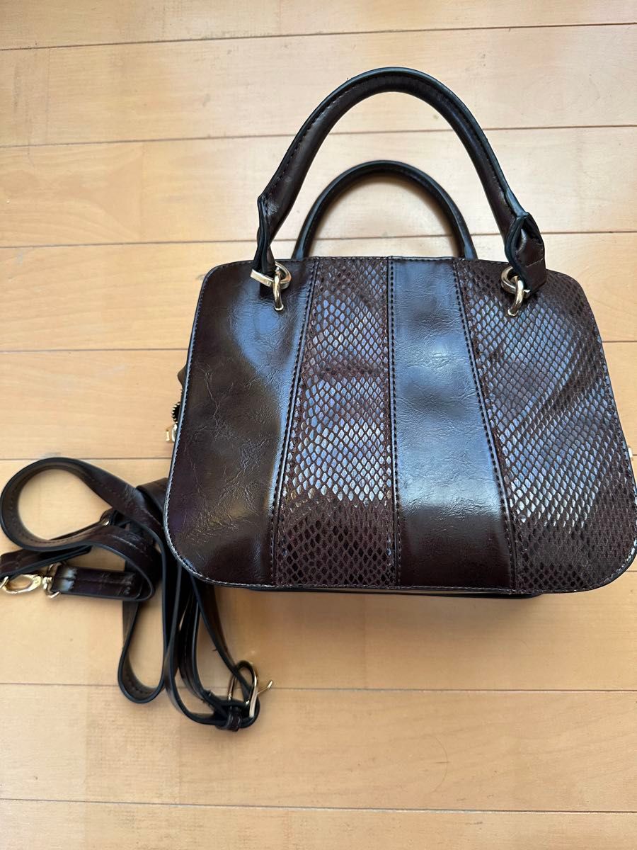 美品即決】ジーナシス クロコ型押し2wayショルダーバッグ 美品即決】ジーナシス クロコ型押し2wayショルダーバッグ
