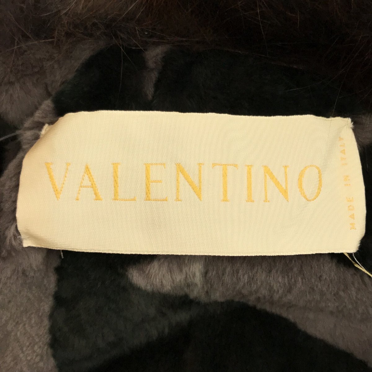 ヴァレンチノ トレンチコート ベルト付き ブランドオフ Valentino シルク トレンチコート シルク 中古 レディース_画像5