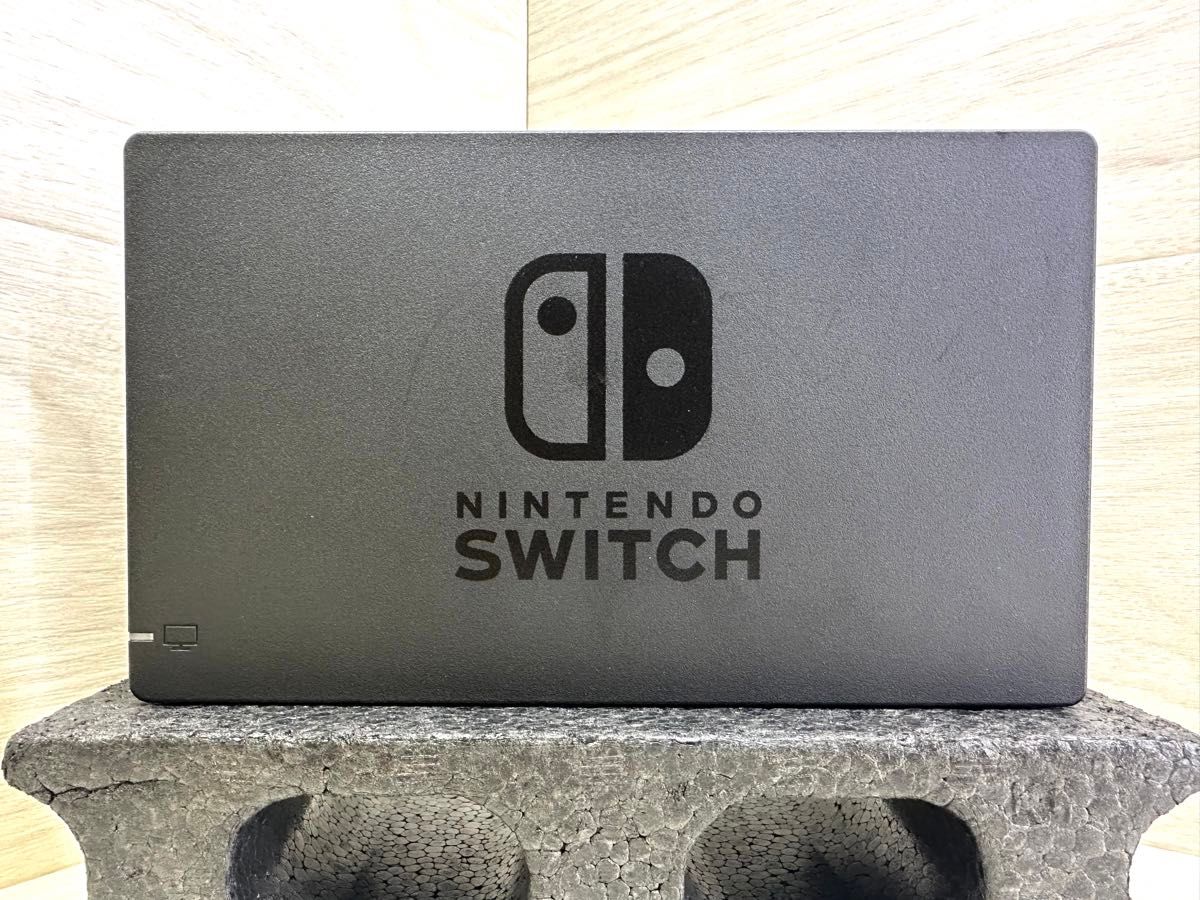 内容品完備ですぐに遊べる新型Nintendo Switch本体一式
