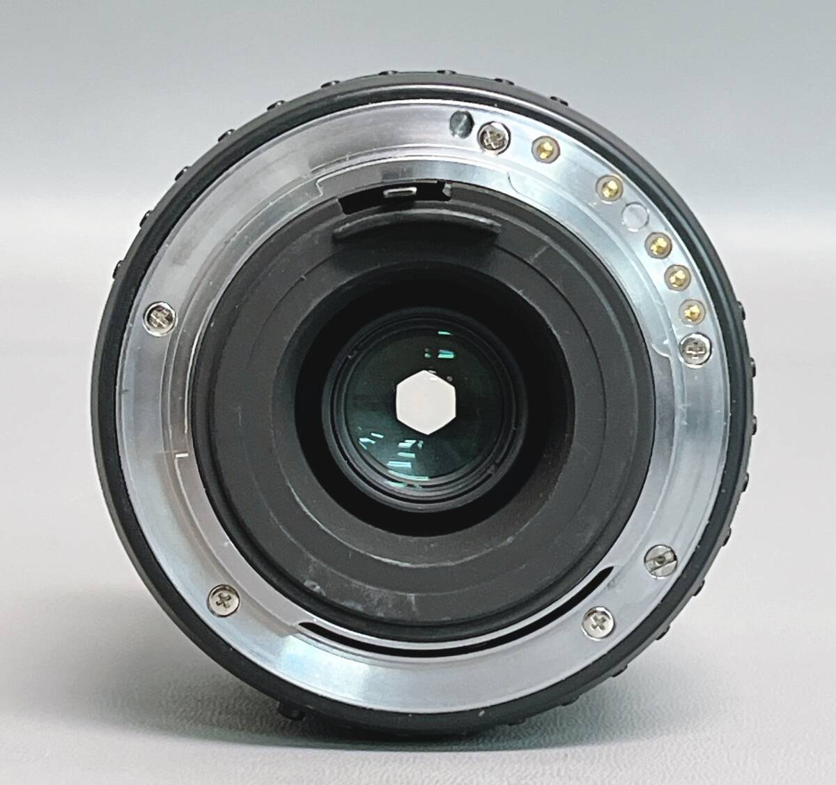 10：ペンタックス カメラ 魚眼ズームレンズ（smc PENTAX-F FISH-EYE 1:3.5-4.5 17-28mm） の画像4