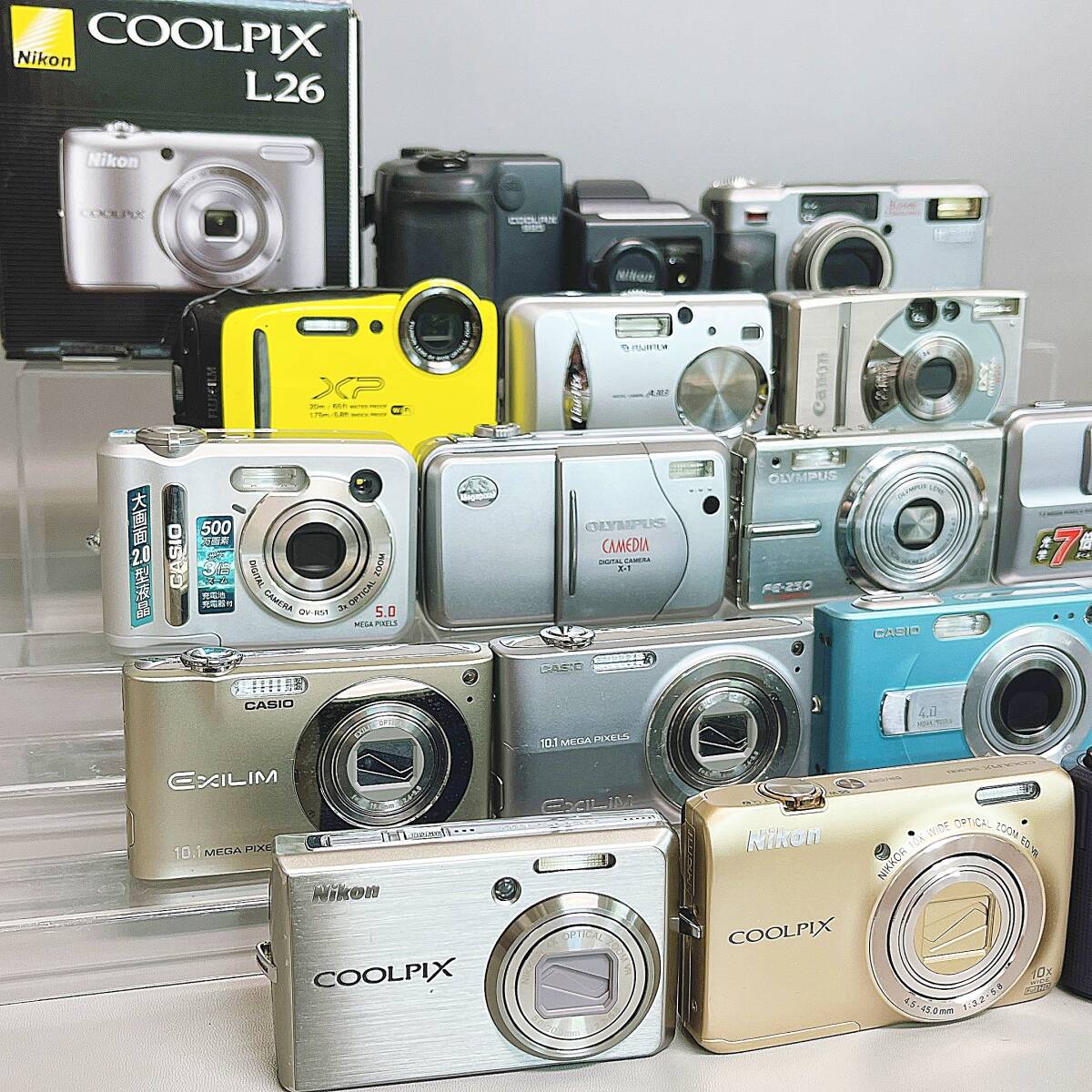 F: large amount digital camera Junk together 17 pcs (Canon IXY / Nikon COOLPIX /SONY CS / OLYMPUS / FUJIFILM / CASIO / RICOH etc. )