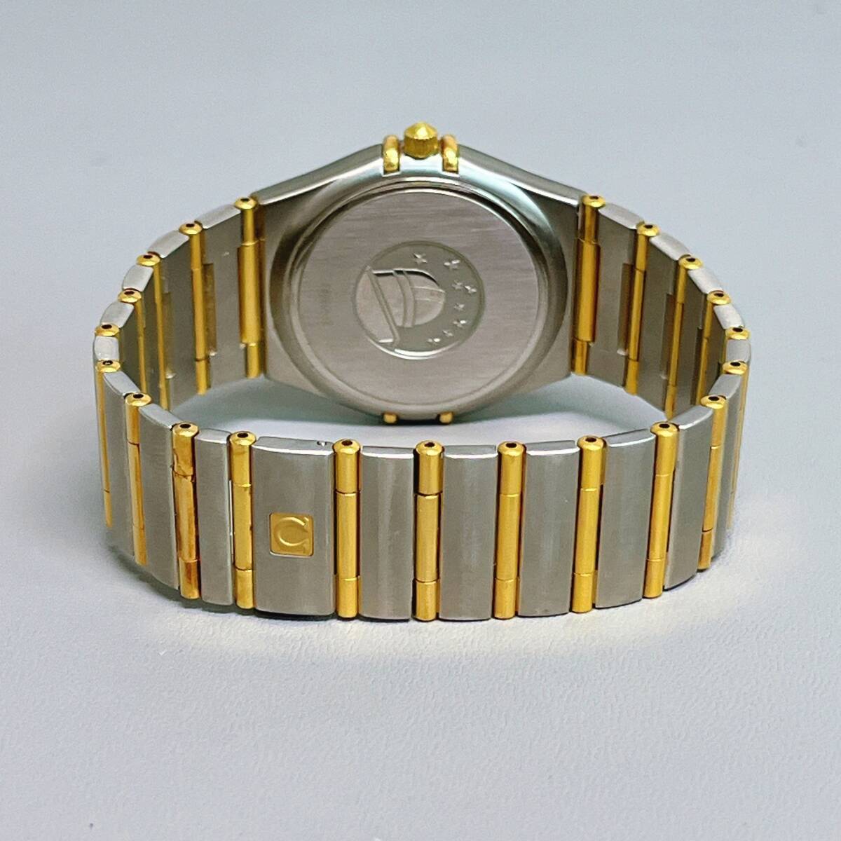 オメガ コンステレーション クォーツ デイト ローマン ホワイト文字盤 腕時計 の画像7