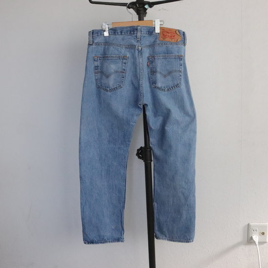 g220 2000年代製 LEVIS リーバイス 501■00s 表記34インチ ブルー デニム パンツ アメカジ ストリート 古着 古着卸 激安 希少 検 90s 80s_画像2