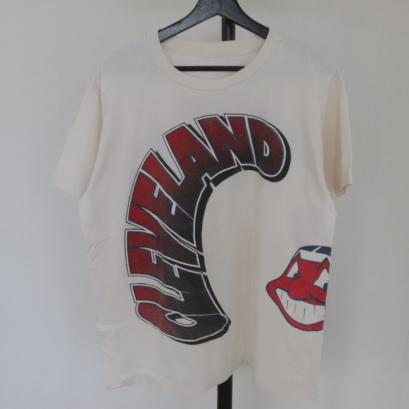 V444 90sビンテージ MLB インディアンス 半袖プリントTシャツ■1990年代製 約Mサイズ ホワイト 白 アメカジ ストリート ゲーム 古着卸 古着の画像1