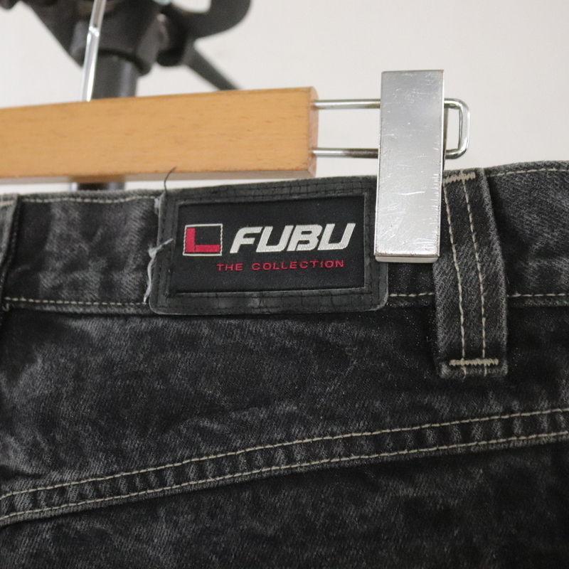 Z368 2000年代製 FUBU フブ デニムハーフパンツ■00s 表記32インチ 古着 アメカジ ストリート ブラック ショーツ 黒 ペインター Bboy 90s_画像3