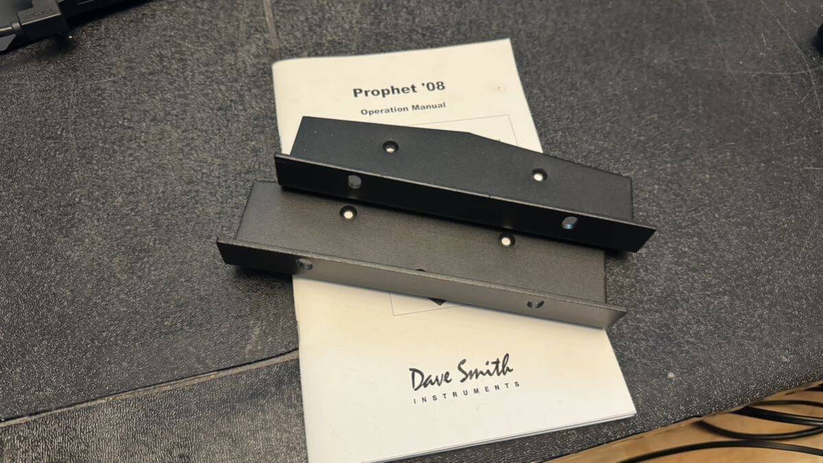 dave smith prophet 08 PE /動作品/ラックイヤー付属/ 翌日迄の決済 受け取り迅速 厳守の画像5