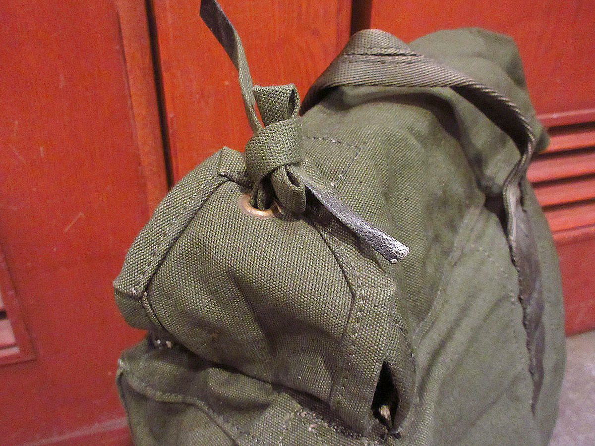 ビンテージ60's●DEADSTOCK? U.S.ARMYサバイバルキットバッグ●240407i5-bag-hndミリタリーデッドストック米軍実物ハンドトート_画像10