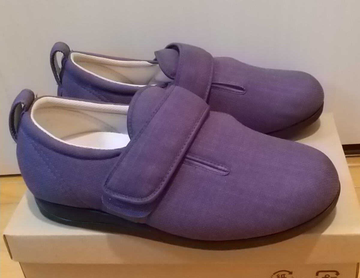  nursing shoes ... touch fasteners size L purple 
