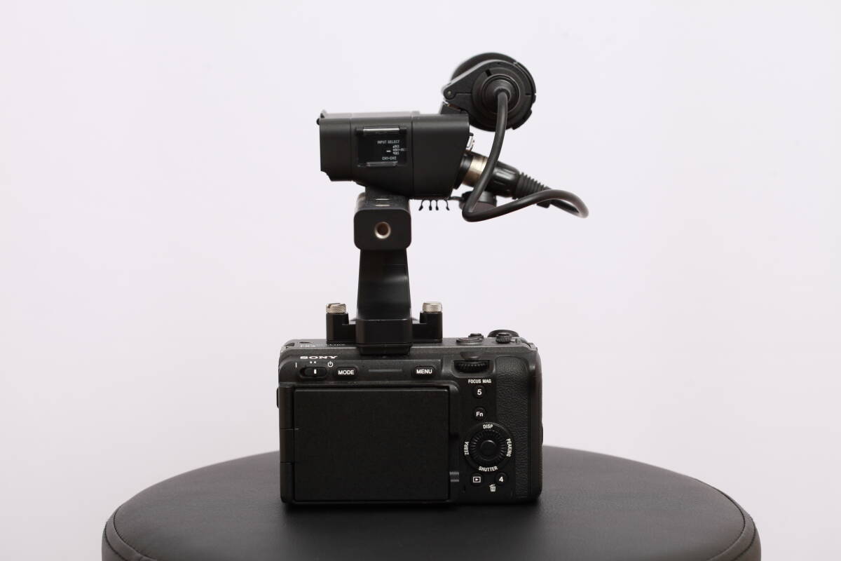 Bibian 比比昂- SONY FX3 ILME-FX3 Cinema Line + SONY FE PZ 16 Bibian 比比昂- SONY FX3 ILME-FX3 Cinema Line + SONY FE PZ 16