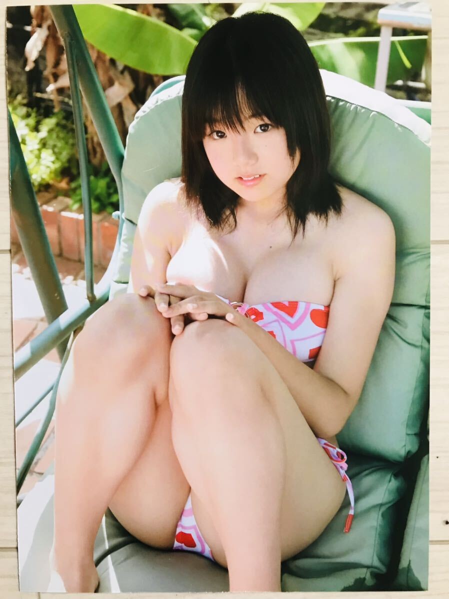 篠崎愛 15歳 女子高生 厚手ラミネート加工 写真集 切り抜き ロリ巨乳 JKグラビア A4 8ページ BA6406の画像3