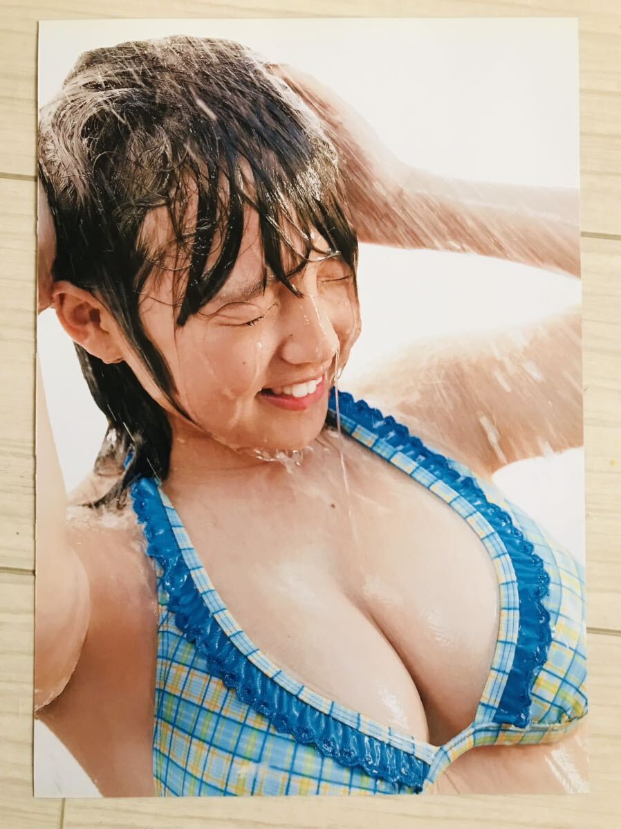 篠崎愛 15歳 女子高生 厚手ラミネート加工 写真集 切り抜き ロリ巨乳 JKグラビア A4 8ページ BA6406の画像4