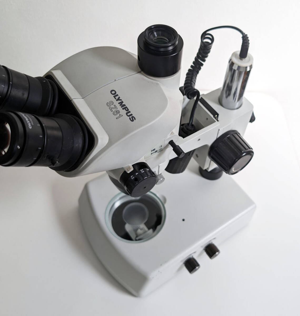  Olympus SZ61 реальный body микроскоп 45 раз Olympus Stereo Microscope б/у бесплатная доставка 