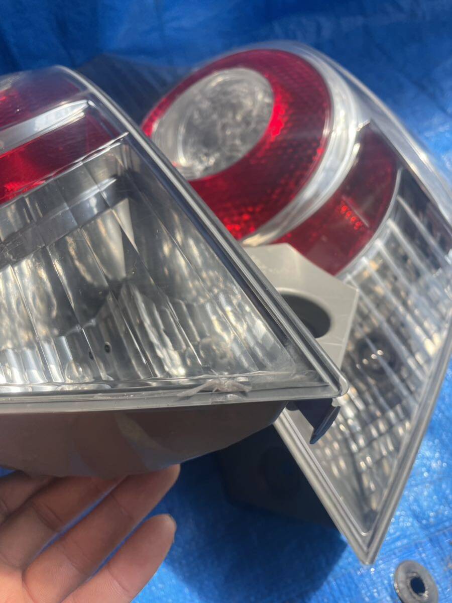 美品トヨタ アクア NHP10 前期 テールランプ 左右セット LED AQUA STANLEY52-252刻 印Z TOYOTA ハーネス付 電球付_画像3