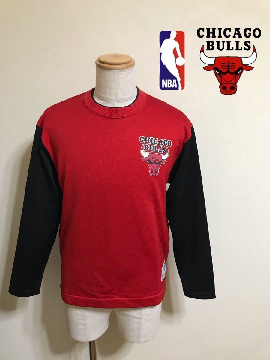 NBA CHICAGO BULLS シカゴ ホワイトソックス スウェット トップス ヴィンテージ サイズM 長袖 赤 黒 日本製_画像1