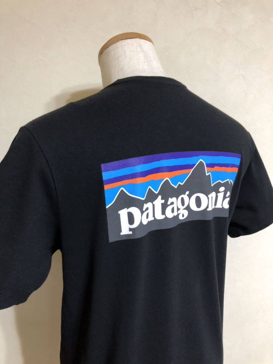 patagonia パタゴニア アウトドア ビッグロゴ クルーネック Tシャツ トップス レギュラーフィット サイズXS 半袖 黒 _画像9