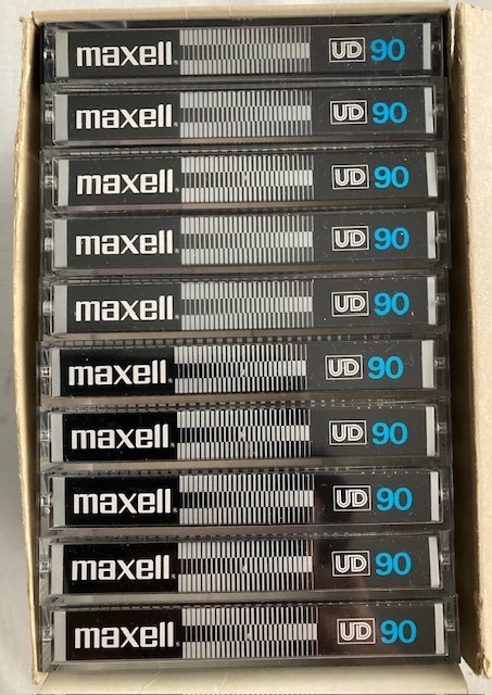 中古 maxell UD C90カセットテープ10本  元箱入り       1549の画像2