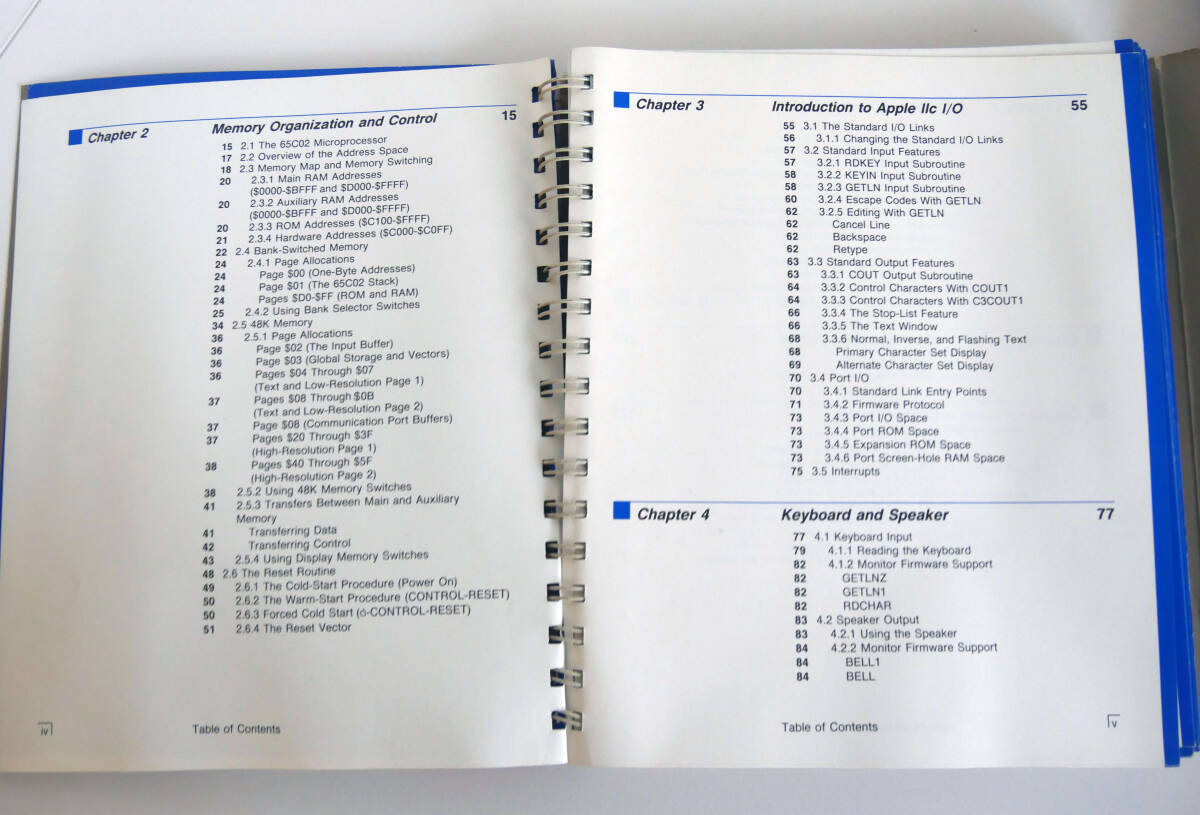 古本　The Apple IIc Reference Manual Vol.1 Vo.2_画像6