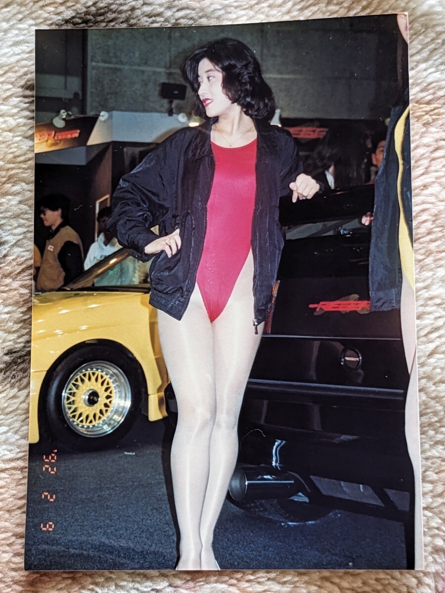レースクイーン　1992年　極美品　生写真　赤レオタード　ハイレグ　女性モデル_画像1