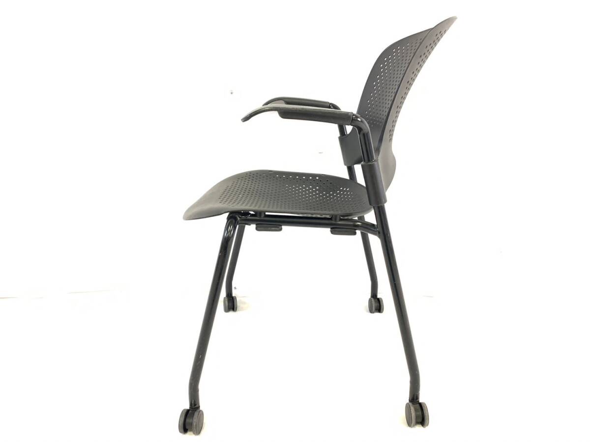 【米軍放出品】HermanMiller/ハーマンミラー WC410P 肘付きケイパーチェア キャスター付き ミーティングチェア 椅子 イス (220)XD16KK-2#24の画像5