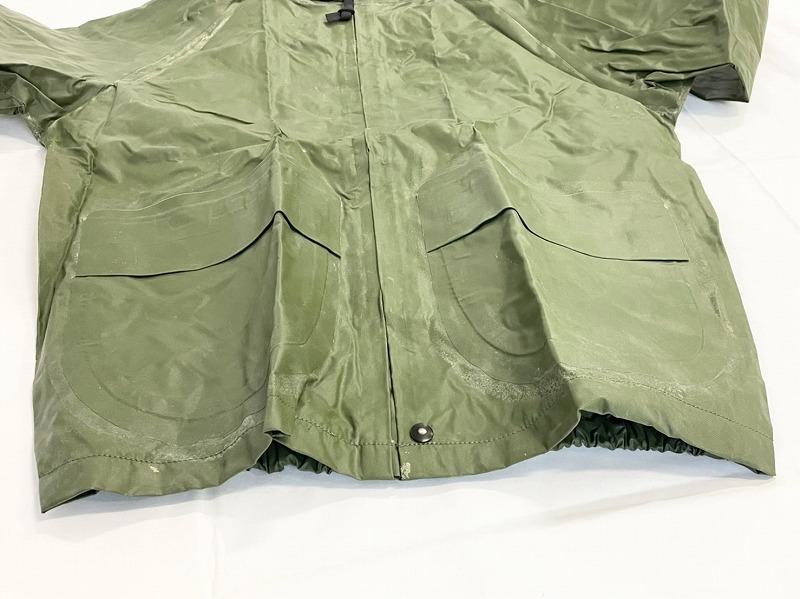  free shipping the US armed forces discharge goods unused goods rainwear top and bottom set M size rain Parker rain pants Kappa rainwear camp outdoor (80)CD27C