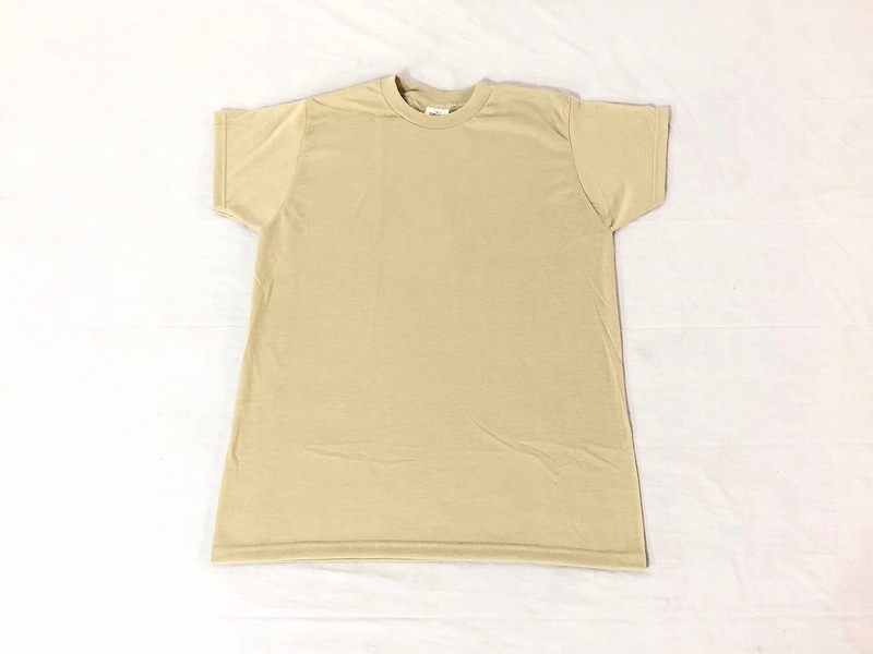 【米軍放出品】未使用品 DSCP アーミーTシャツ 3枚 Mサイズ デザートサンド SKILCRAFT (60) ☆BC28HK-W#24の画像2