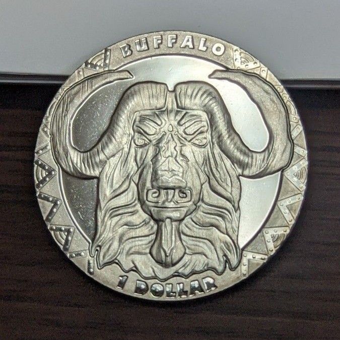 シエラレオネ 記念硬貨 バッファロー 大型 1ドル アフリカ レア 非流通コイン s1051-vv