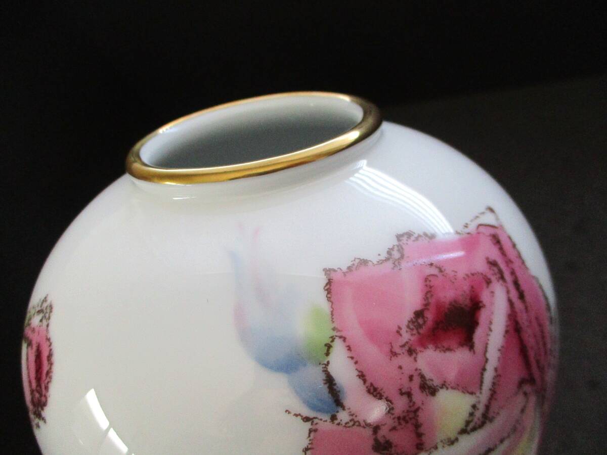 【美品】Noritake ノリタケ バラ柄 薔薇柄 花紋 金縁 花瓶 花器 花びん 花挿し 一輪挿し フラワーベース 茶道具 華道具 インテリア 飾りの画像3