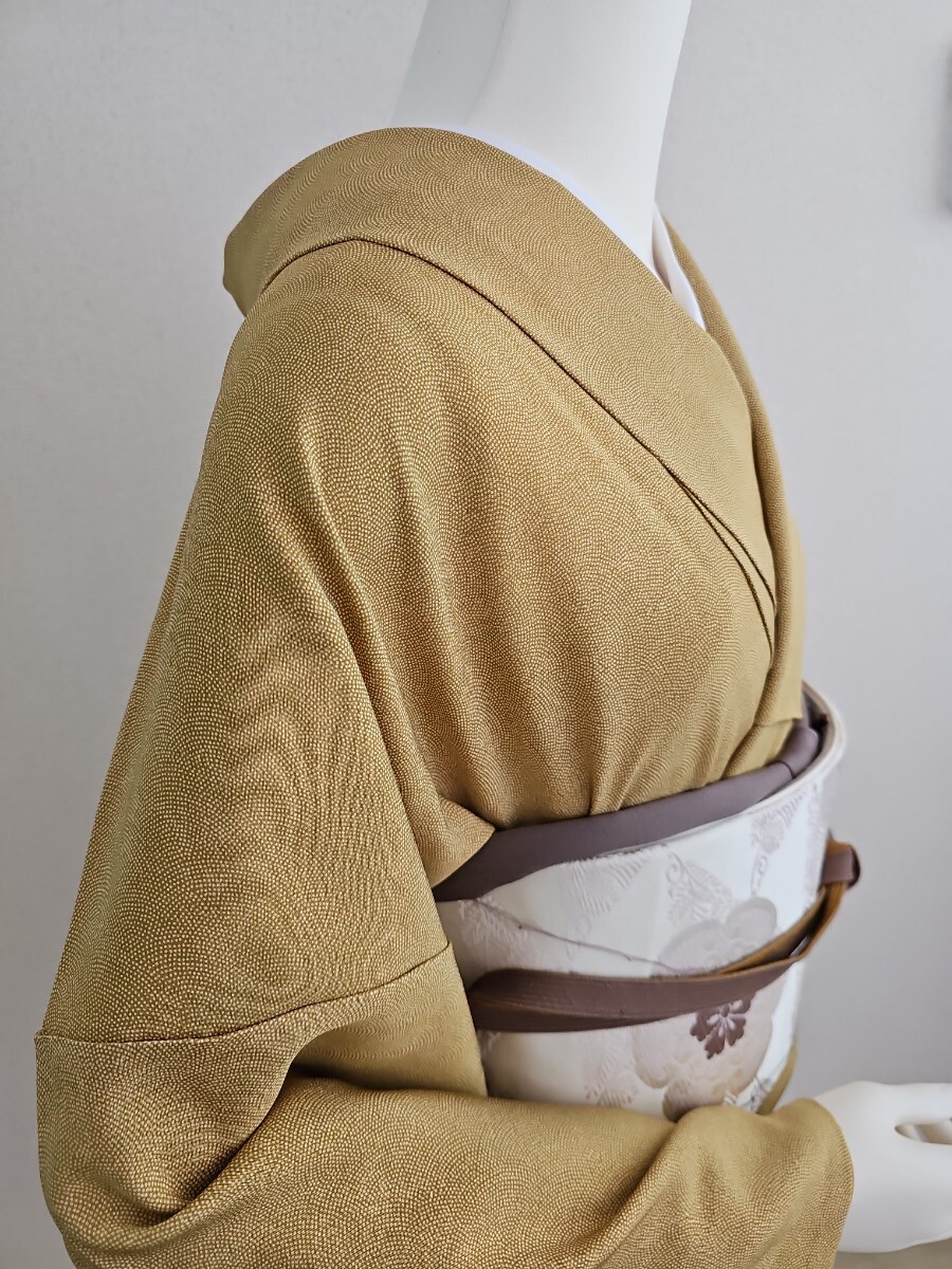すずや■403正絹型染め江戸小紋鮫 袷 裄丈67cm  山吹茶系の画像8