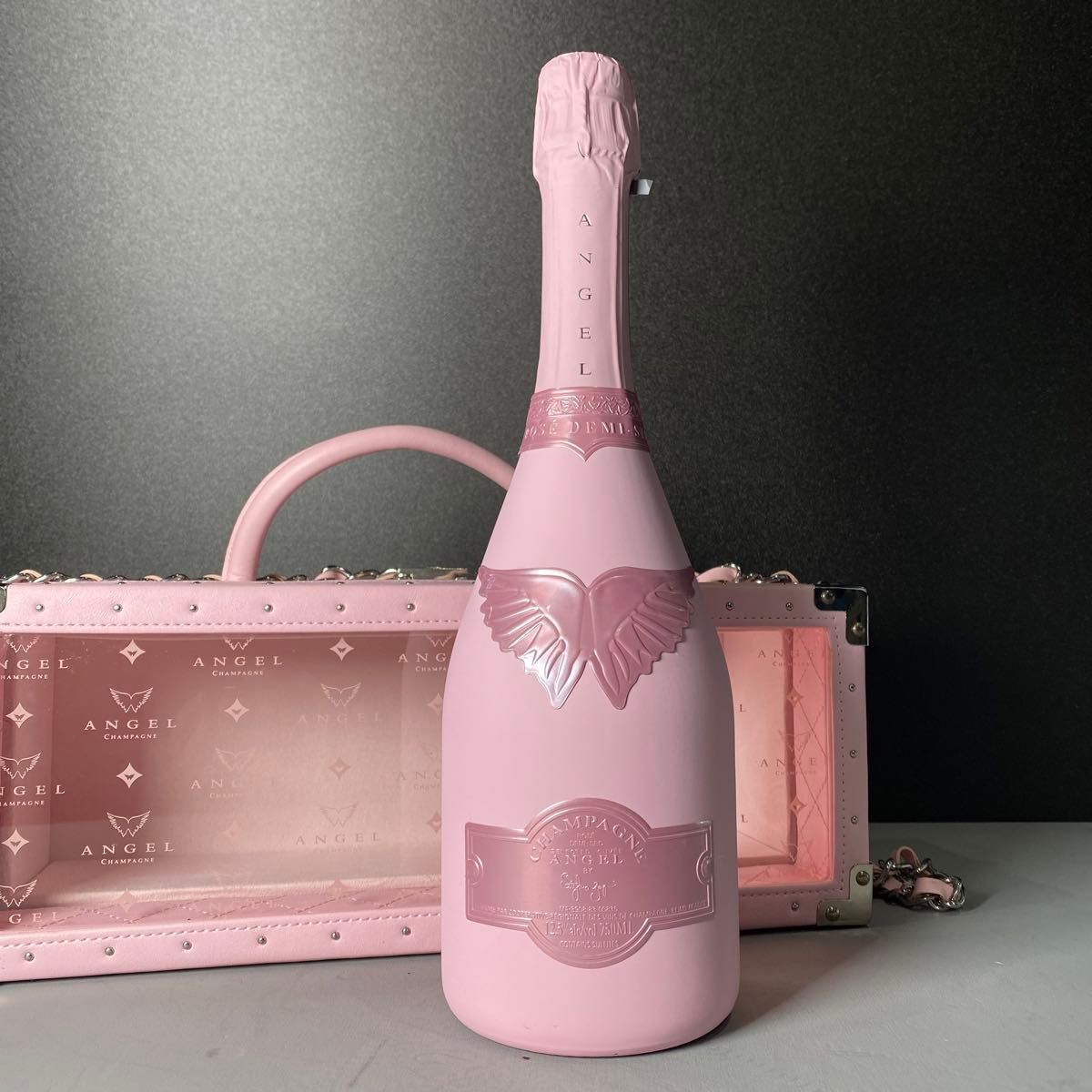エンジェル シャンパン ドゥミセック ピンク ロゼ ケース 箱付き エンジェル シャンパン ドゥミセック ピンク ロゼ ケース 箱付き