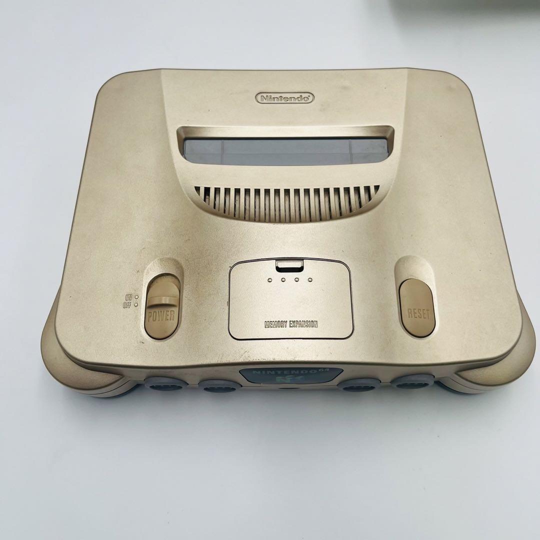 希少】ニンテンドー 64 本体 ゴールド トイザらス限定 箱付き 希少】ニンテンドー 64 本体 ゴールド トイザらス限定 箱付き